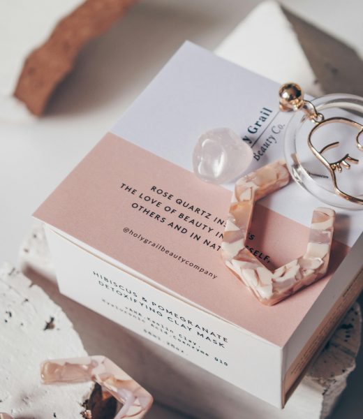 Boucle d&rsquo;oreille quartz rose : vraiment efficace contre le stress ?