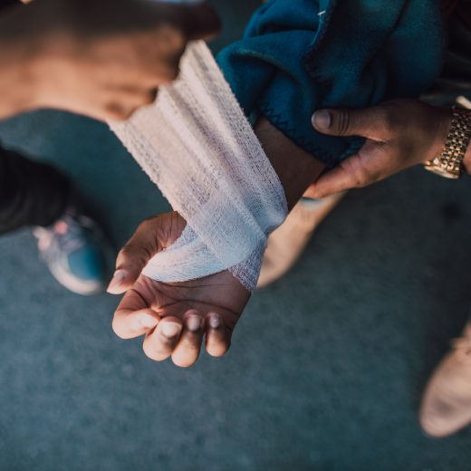 Strip sur une plaie : combien de temps faut-il le garder ?