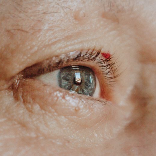 Comment voit on avec une cataracte au quotidien ?